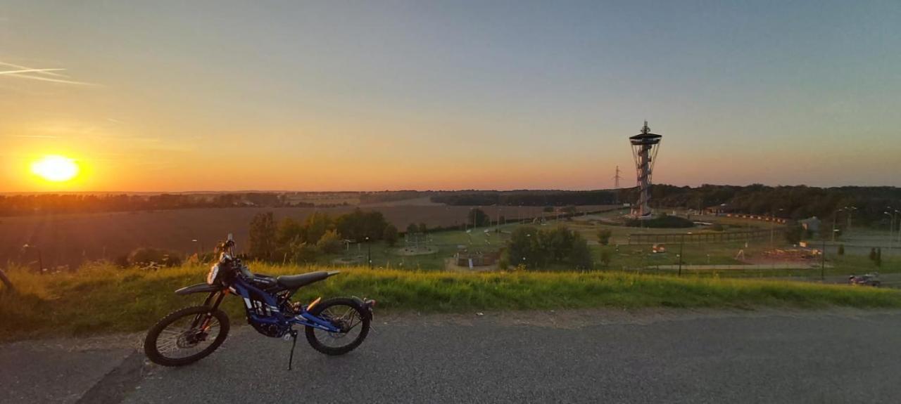 Domek Letniskowy Nad Jeziorem Zarnowieckim - Domek Na Kaszubach - Nadole Nadole  Esterno foto